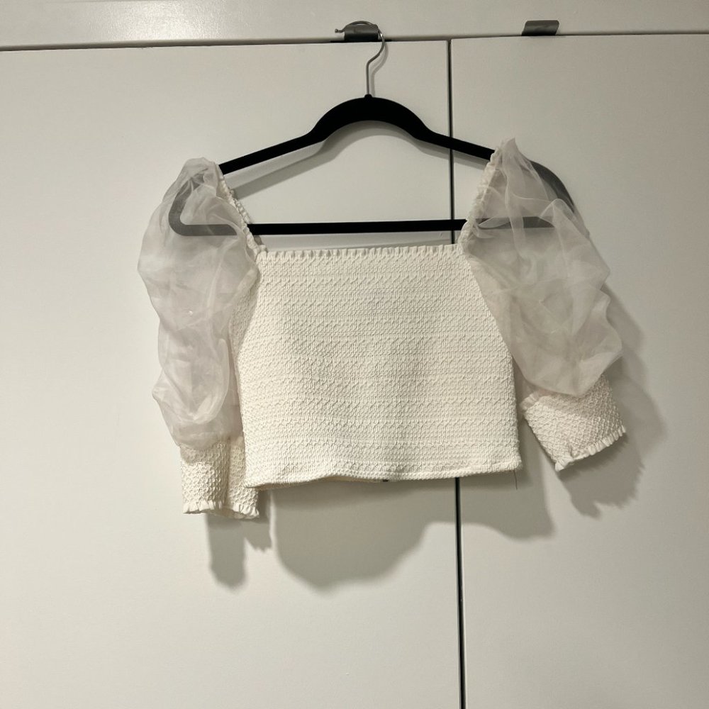 NEVER WORN Alice and Olivia Abella Puff Sleeve Square